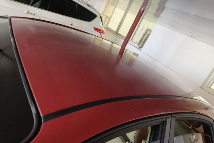 Used Buick Excelle 2013 1.5L Automatic Classic Model Roof