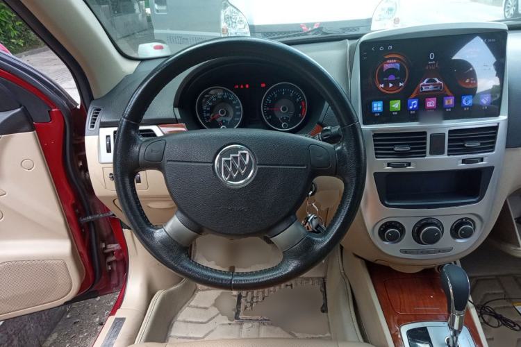 Used Buick Excelle 2013 1.5L Automatic Luxury Model Steering Wheel