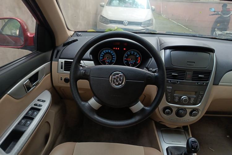 Used Buick Excelle 2013 1.5L Manual Classic Model Steering Wheel