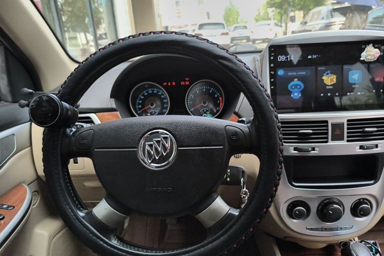 Used Buick Excelle 2013 1.5L Automatic Luxury Model Steering Wheel