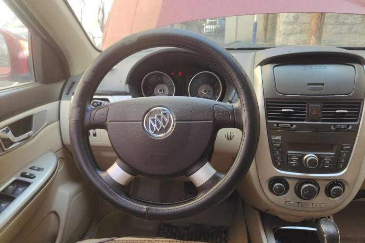 Used Buick Excelle 2013 1.5L Automatic Classic Model Steering Wheel