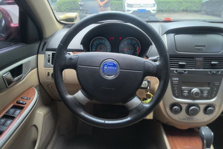 Used Buick Excelle 2013 1.5L Automatic Luxury Model Steering Wheel