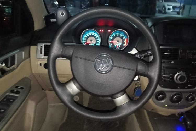 Used Buick Excelle 2013 1.5L Automatic Classic Model Steering Wheel