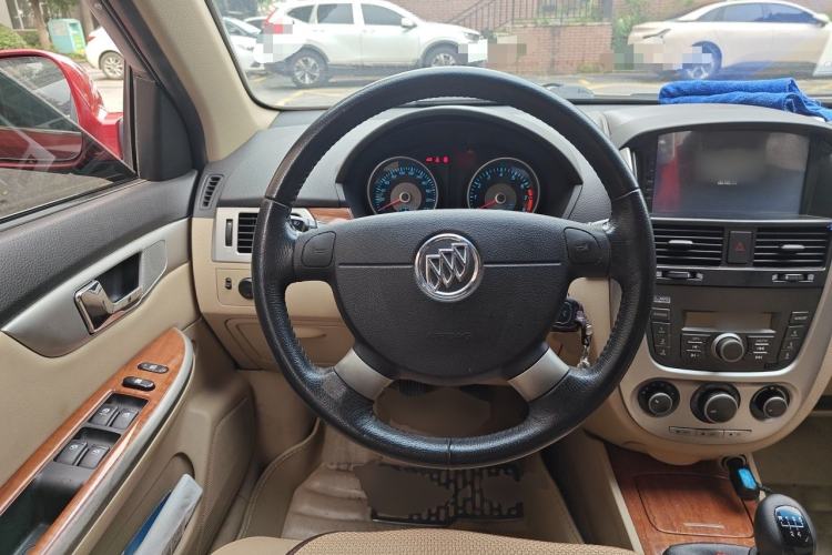 Used Buick Excelle 2013 1.5L Manual Luxury Model Steering Wheel