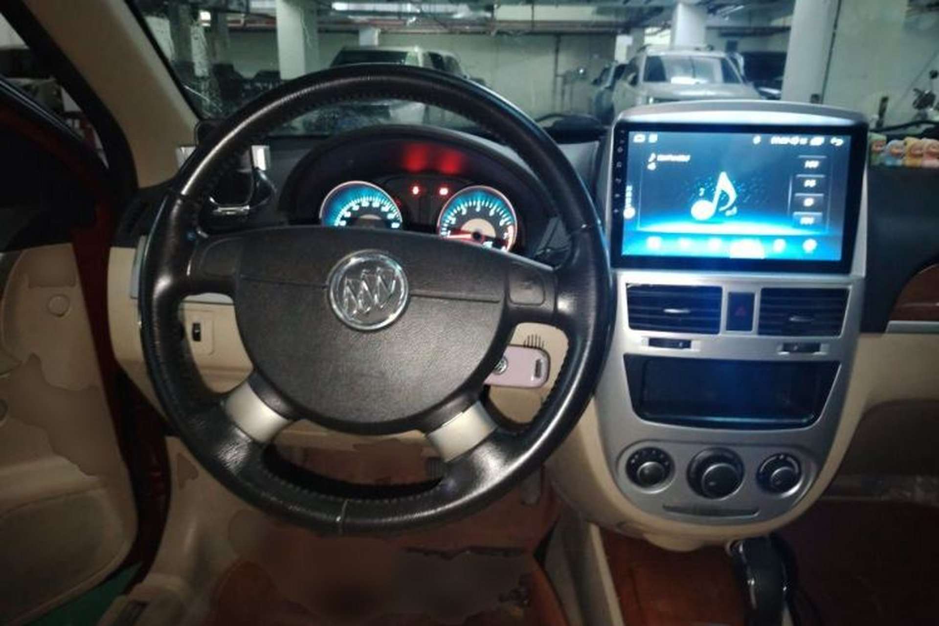 Used Buick Excelle 2013 1.5L Automatic Luxury Model Steering Wheel