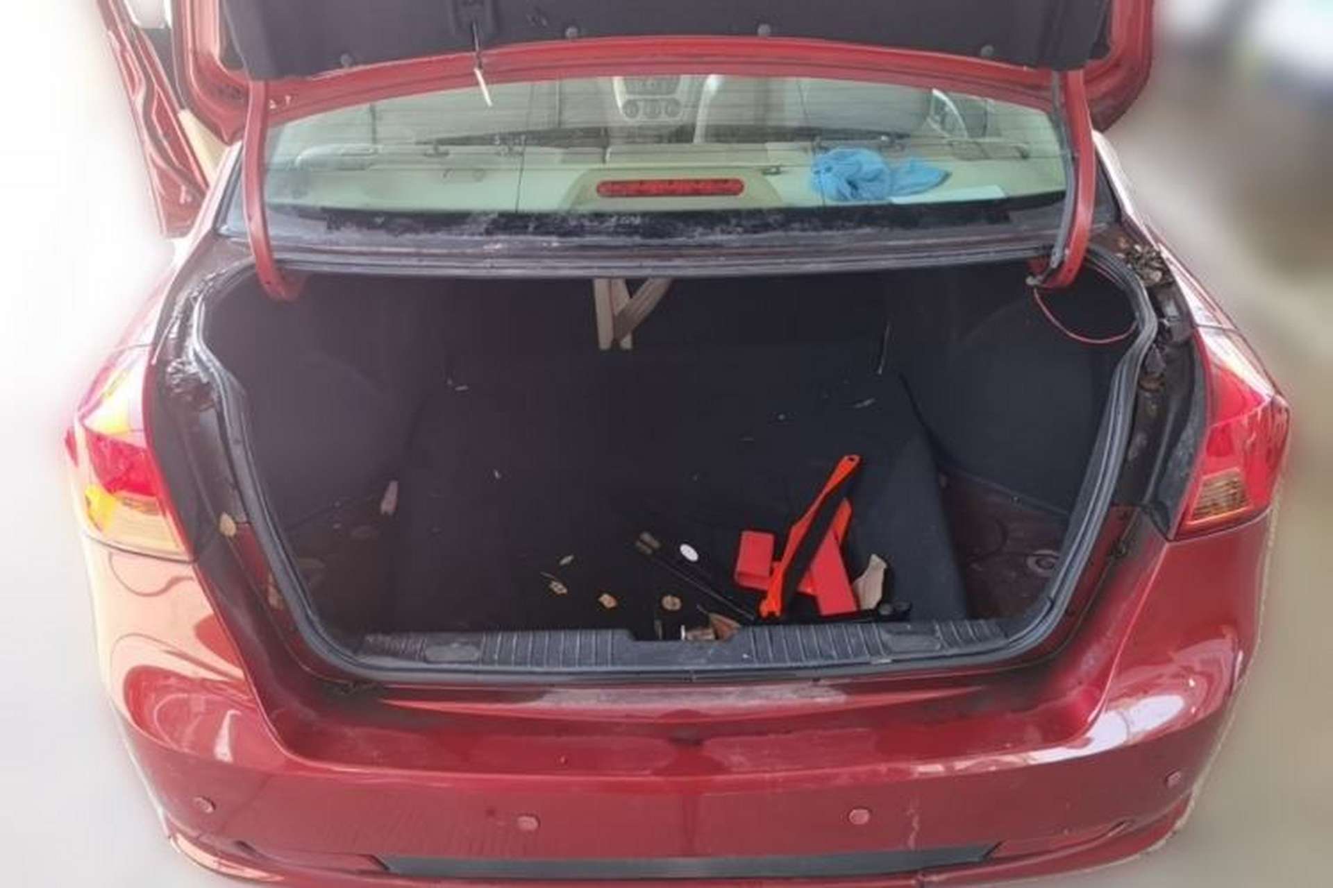 Used Buick Excelle 2013 1.5L Automatic Classic Model Trunk