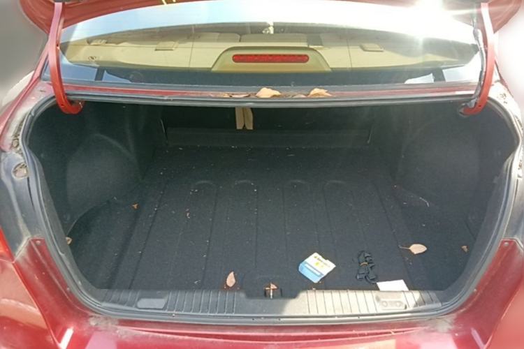 Used Buick Excelle 2013 1.5L Automatic Classic Model Trunk