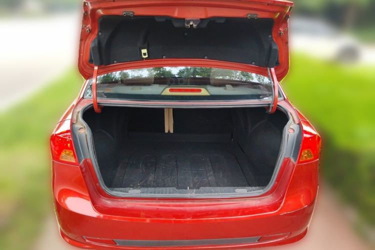Used Buick Excelle 2013 1.5L Automatic Classic Model Trunk