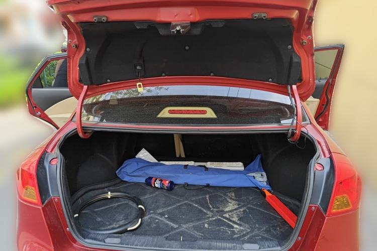 Used Buick Excelle 2013 1.5L Automatic Classic Model Trunk