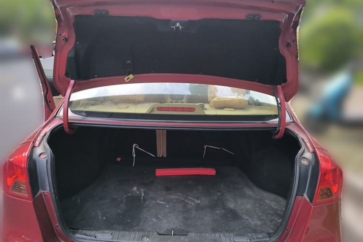 Used Buick Excelle 2013 1.5L Automatic Classic Model Trunk