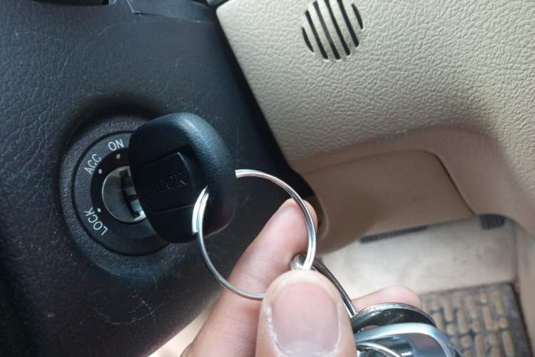 Used Buick Excelle 2013 1.5L Automatic Luxury Model Vehicle Key