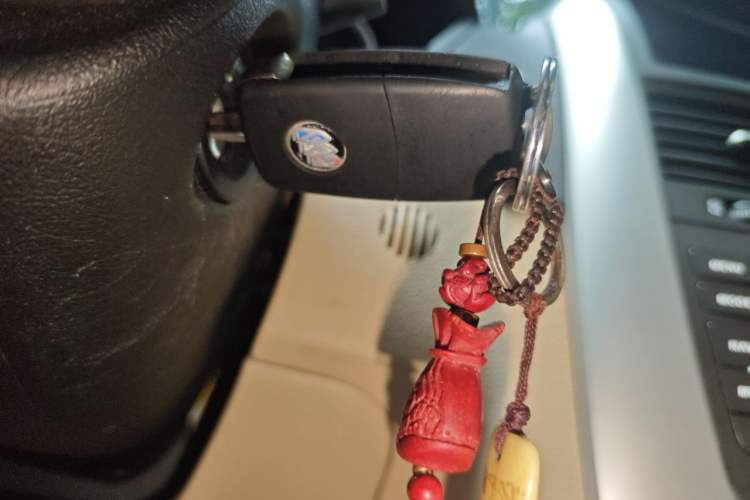 Used Buick Excelle 2013 1.5L Manual Classic Model Vehicle Key