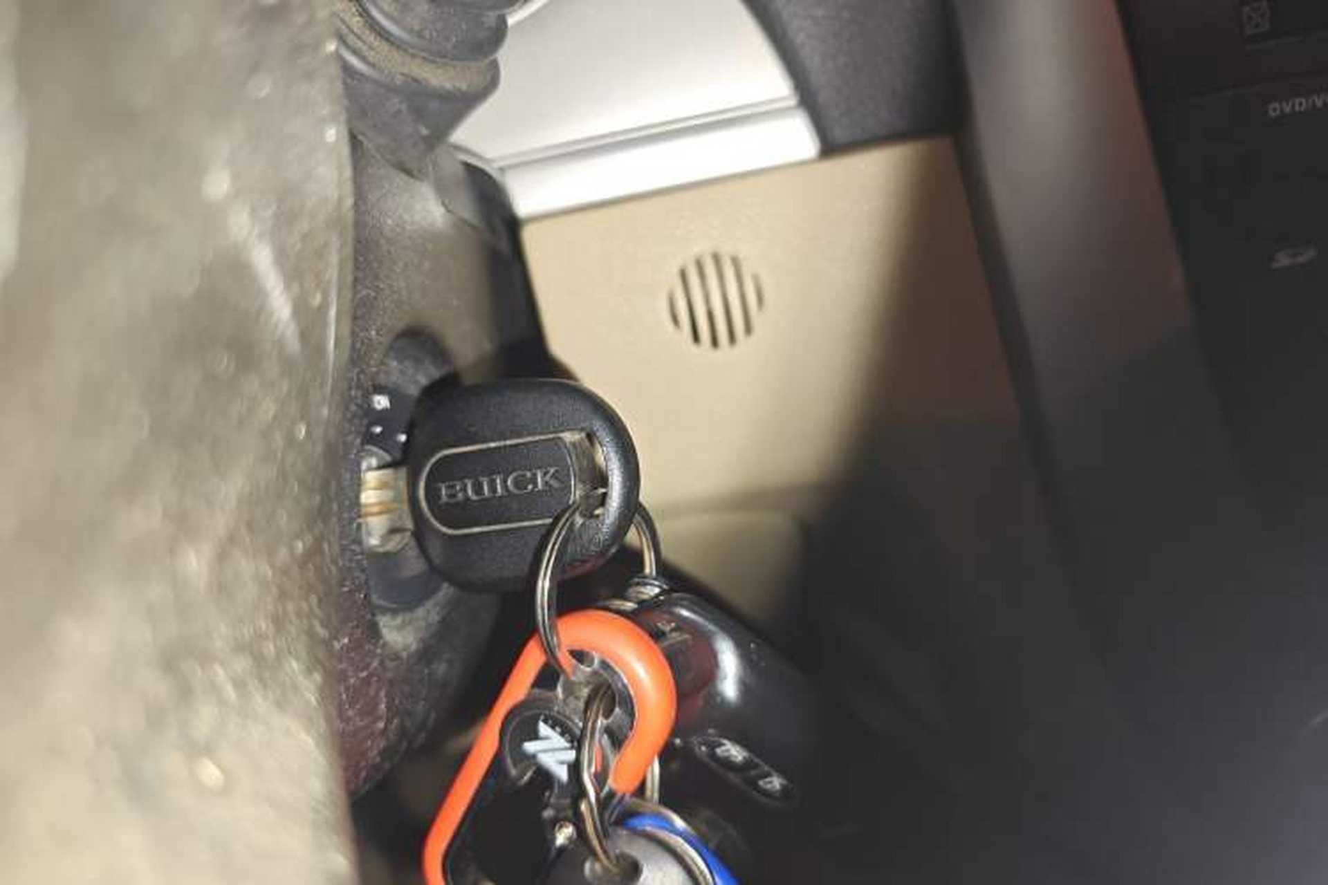 Used Buick Excelle 2013 1.5L Manual Classic Model Vehicle Key