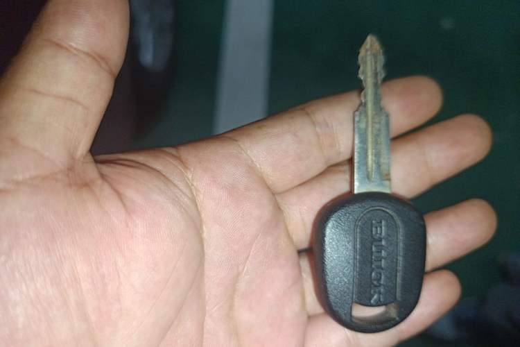 Used Buick Excelle 2013 1.5L Automatic Luxury Model Vehicle Key