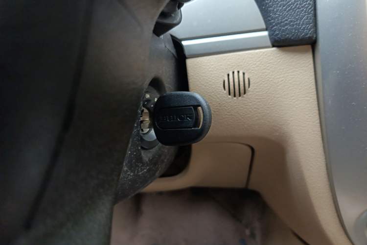 Used Buick Excelle 2013 1.5L Manual Classic Model Vehicle Key