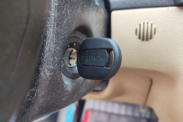 Used Buick Excelle 2013 1.5L Automatic Classic Model Vehicle Key