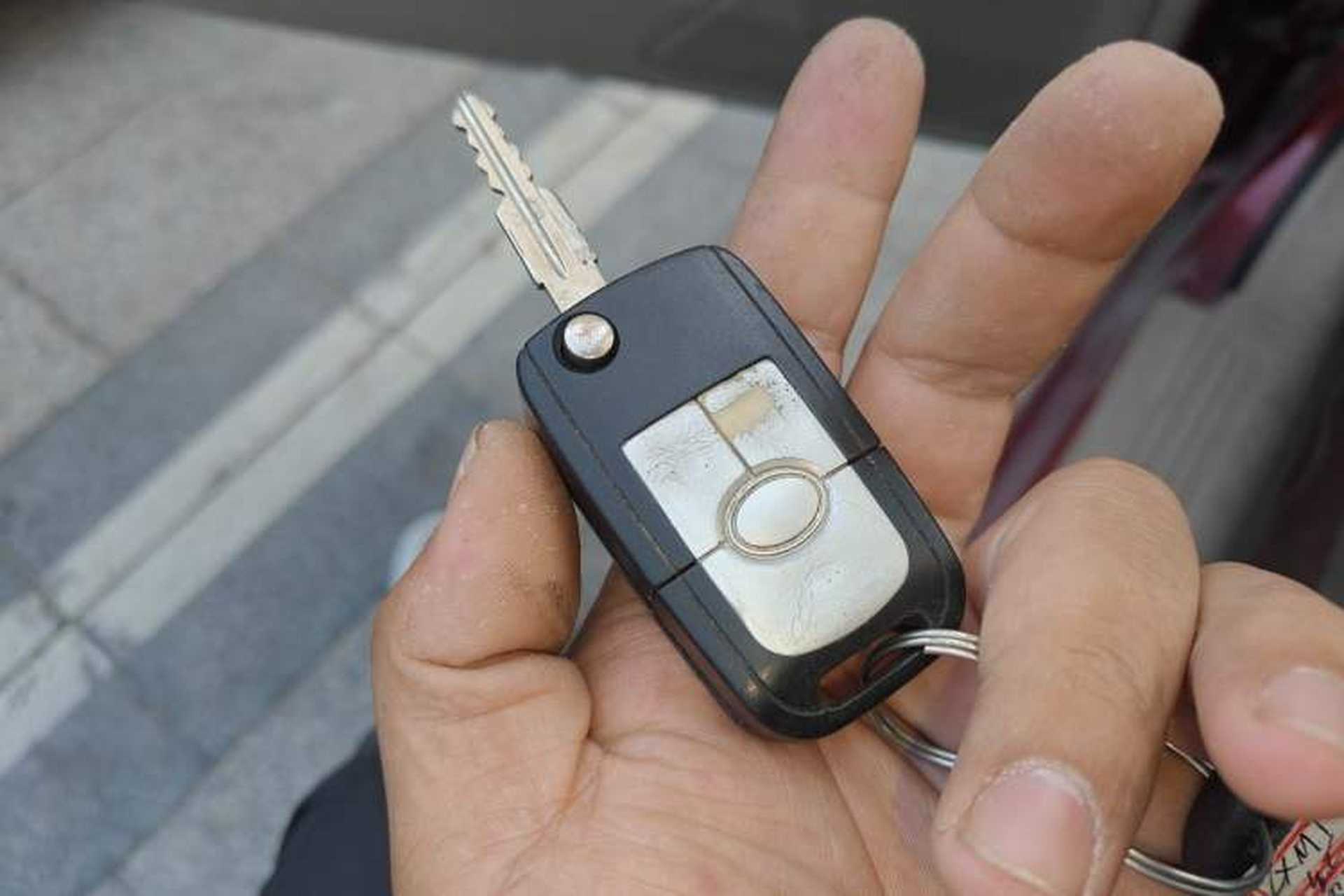 Used Buick Excelle 2013 1.5L Manual Classic Model Vehicle Key