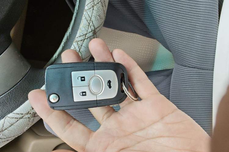 Used Buick Excelle 2013 1.5L Manual Classic Model Vehicle Key