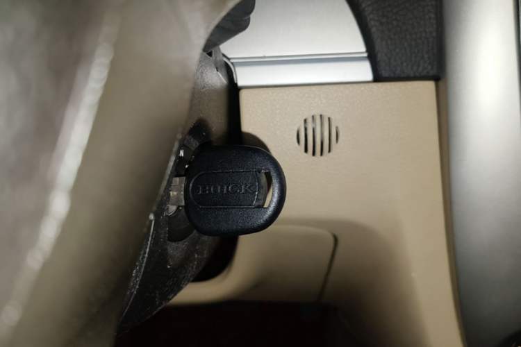 Used Buick Excelle 2013 1.5L Automatic Classic Model Vehicle Key