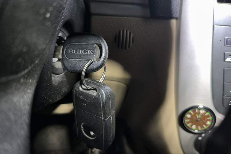 Used Buick Excelle 2013 1.5L Automatic Classic Model Vehicle Key