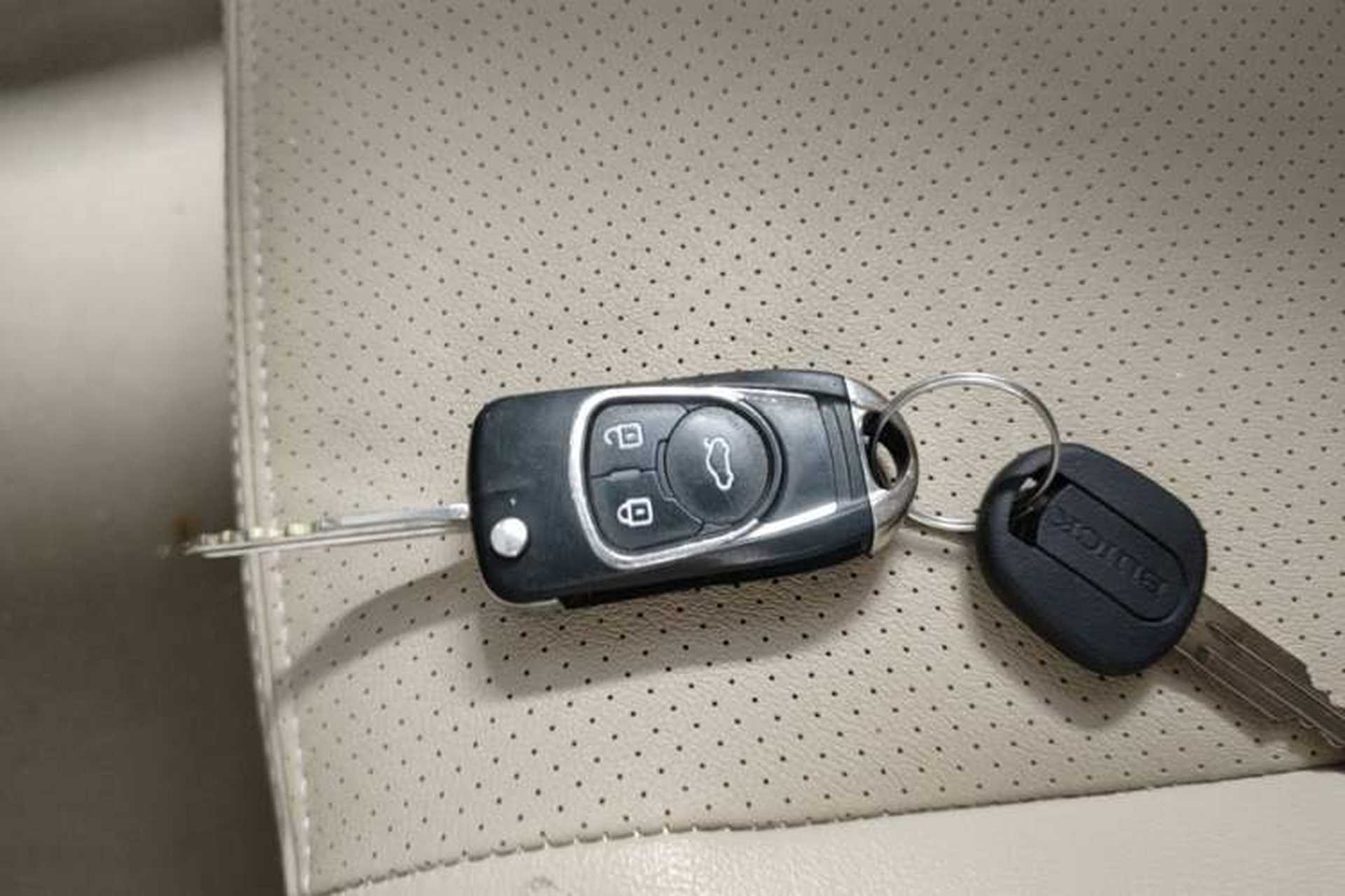 Used Buick Excelle 2013 1.5L Automatic Luxury Model Vehicle Key