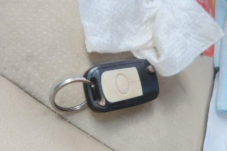 Used Buick Excelle 2013 1.5L Manual Classic Model Vehicle Key
