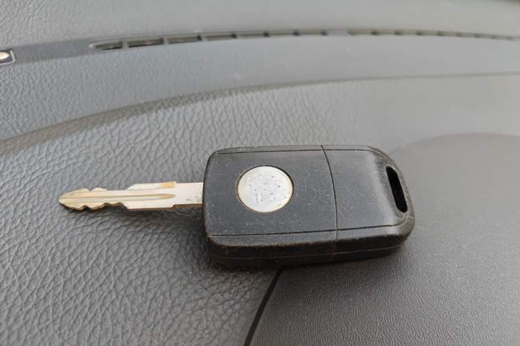 Used Buick Excelle 2013 1.5L Automatic Classic Model Vehicle Key