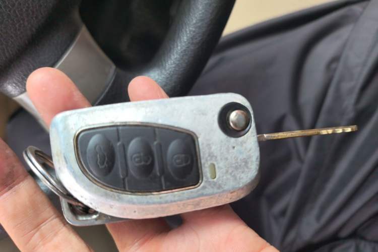 Used Buick Excelle 2013 1.5L Manual Classic Model Vehicle Key