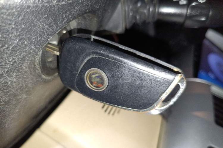 Used Buick Excelle 2013 1.5L Automatic Classic Model Vehicle Key