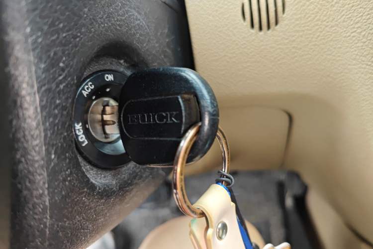 Used Buick Excelle 2013 1.5L Manual Classic Model Vehicle Key