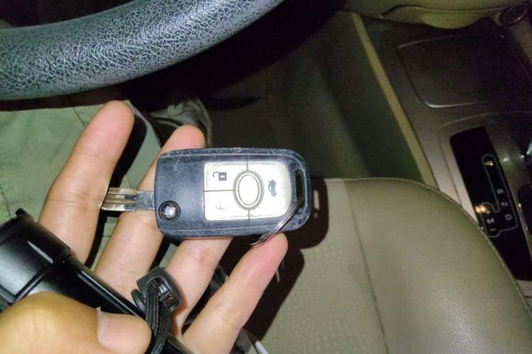 Used Buick Excelle 2013 1.5L Automatic Classic Model Vehicle Key