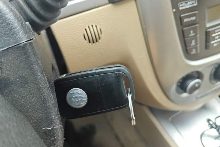 Used Buick Excelle 2013 1.5L Automatic Classic Model Vehicle Key