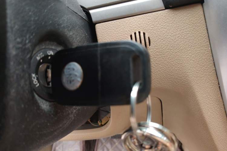 Used Buick Excelle 2013 1.5L Automatic Classic Model Vehicle Key