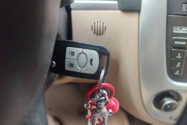 Used Buick Excelle 2013 1.5L Automatic Classic Model Vehicle Key