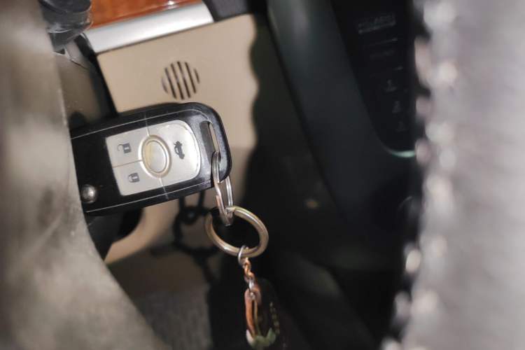 Used Buick Excelle 2013 1.5L Manual Luxury Model Vehicle Key