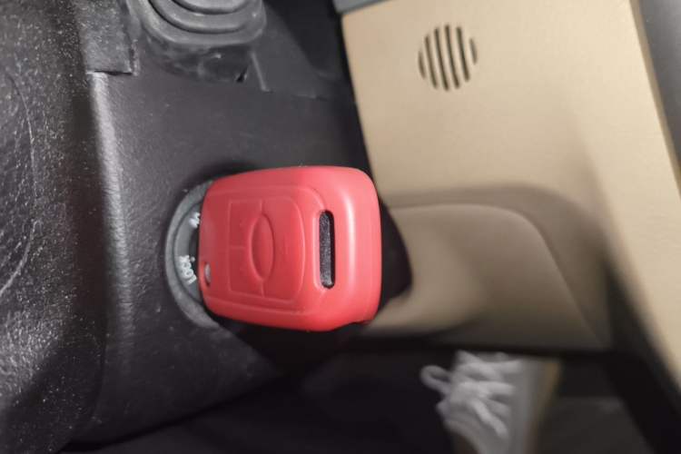 Used Buick Excelle 2013 1.5L Automatic Classic Model Vehicle Key