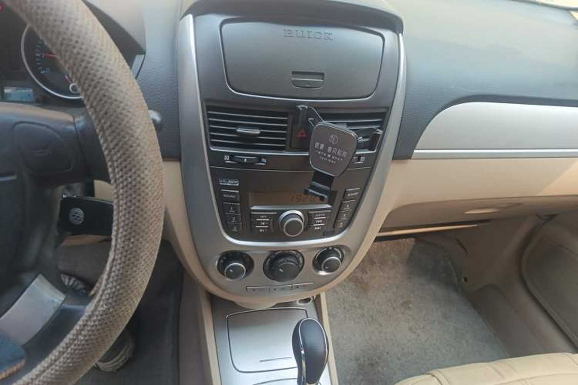 Used Buick Excelle 2013 1.5L Automatic Classic Model Audio And AC Panel