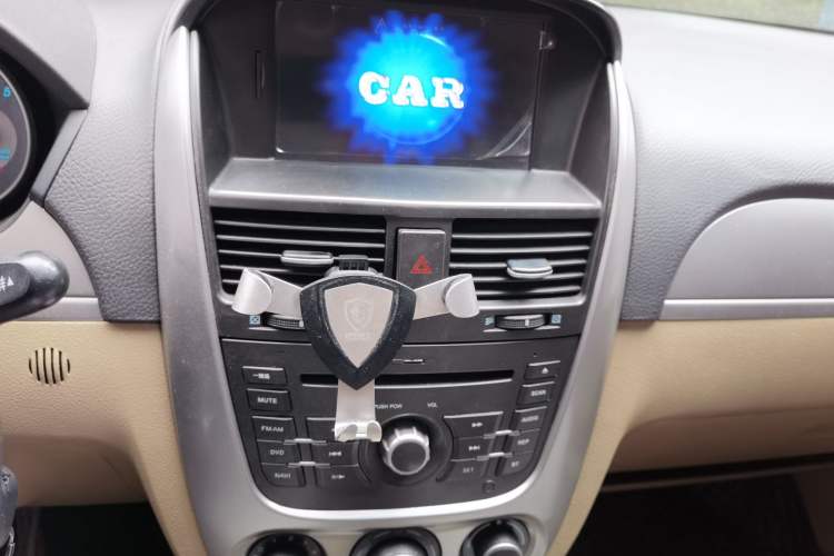 Used Buick Excelle 2013 1.5L Manual Classic Model Audio And AC Panel