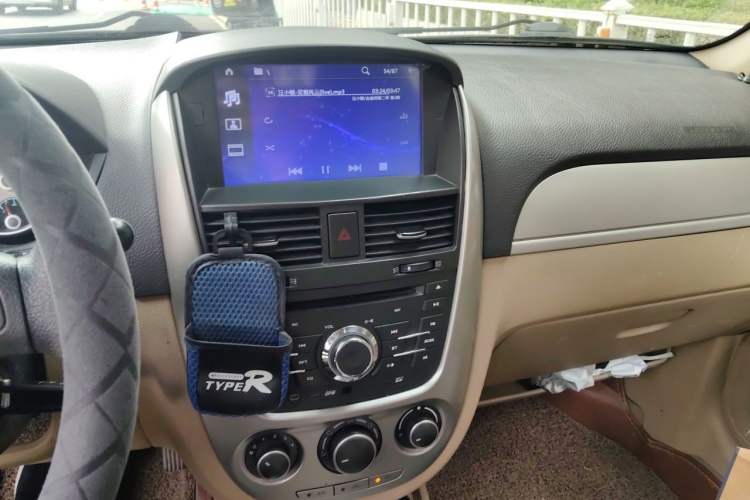 Used Buick Excelle 2013 1.5L Automatic Classic Model Audio And AC Panel