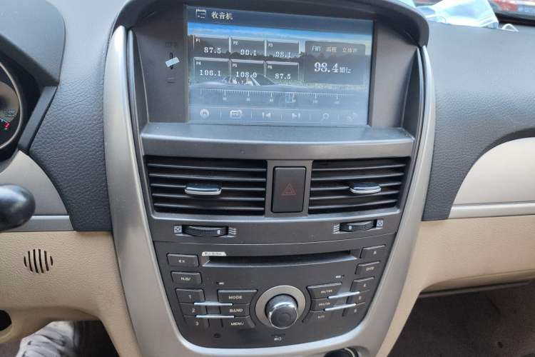 Used Buick Excelle 2013 1.5L Automatic Classic Model Audio And AC Panel