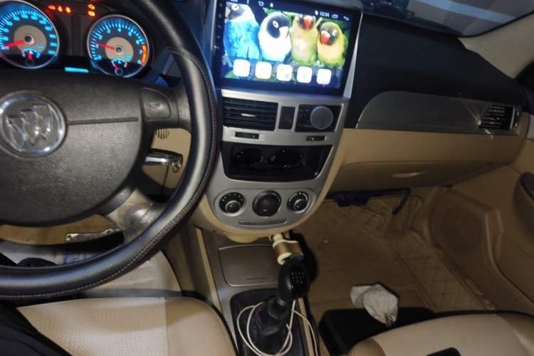 Used Buick Excelle 2013 1.5L Manual Classic Model Audio And AC Panel