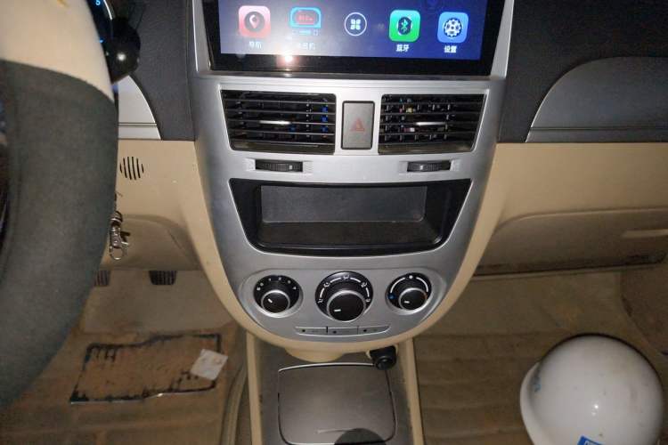 Used Buick Excelle 2013 1.5L Manual Classic Model Audio And AC Panel