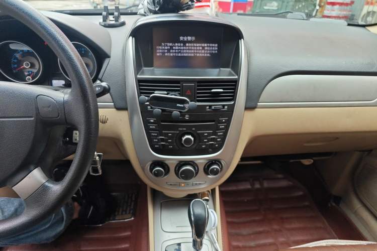 Used Buick Excelle 2013 1.5L Automatic Classic Model Audio And AC Panel