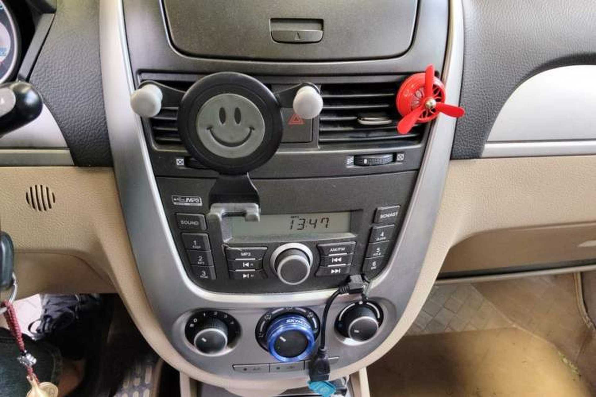 Used Buick Excelle 2013 1.5L Automatic Classic Model Audio And AC Panel