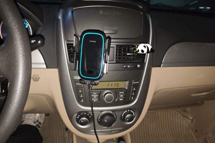 Used Buick Excelle 2013 1.5L Automatic Classic Model Audio And AC Panel
