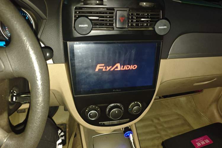 Used Buick Excelle 2013 1.5L Manual Classic Model Audio And AC Panel