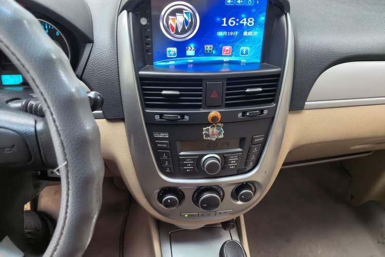 Used Buick Excelle 2013 1.5L Automatic Classic Model Audio And AC Panel