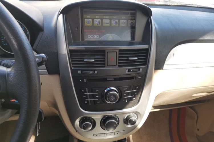 Used Buick Excelle 2013 1.5L Automatic Classic Model Audio And AC Panel