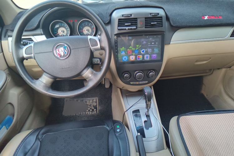 Used Buick Excelle 2013 1.5L Automatic Classic Model Center Console