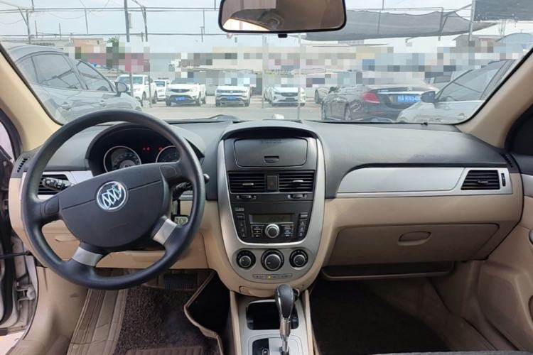 Used Buick Excelle 2013 1.5L Automatic Classic Model Center Console